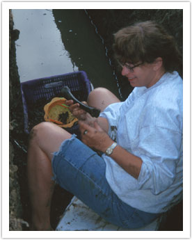 Dr. Rabinovich and friend in Trench IV 1995.